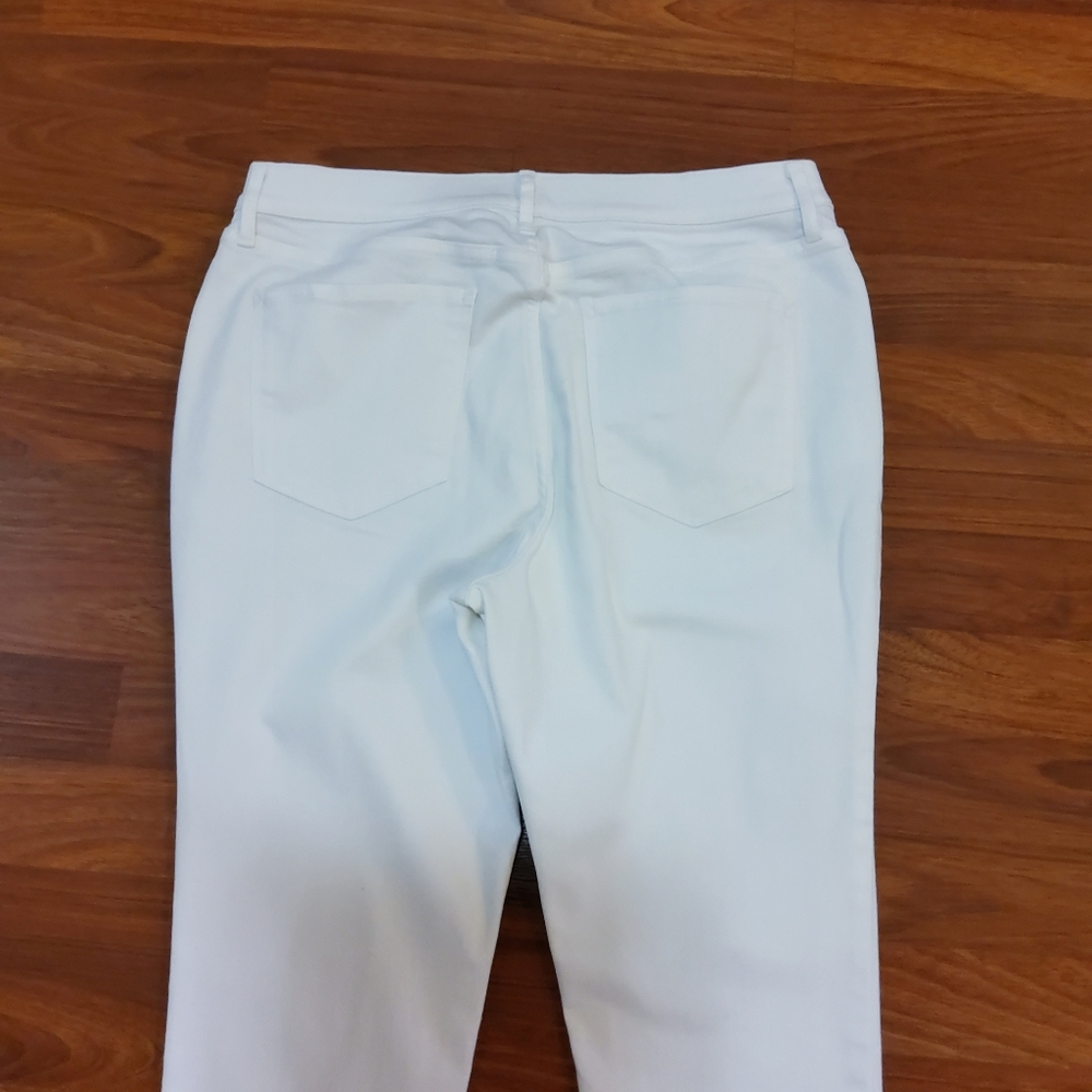 New a.n.a. High-Rise Skinny Ankle White Jeans Size 12 - Picture 5 of 7